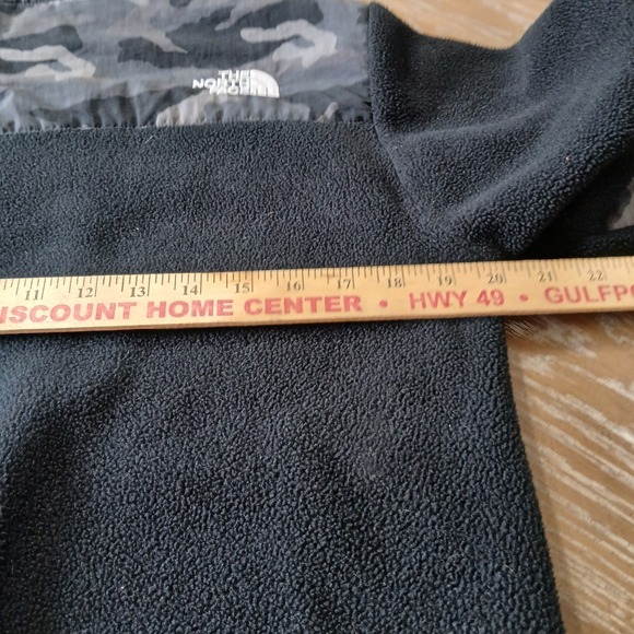 The North Face Bomber Jacket Youth Sz Large Black Fleece Camouflage School - Picture 11 of 13